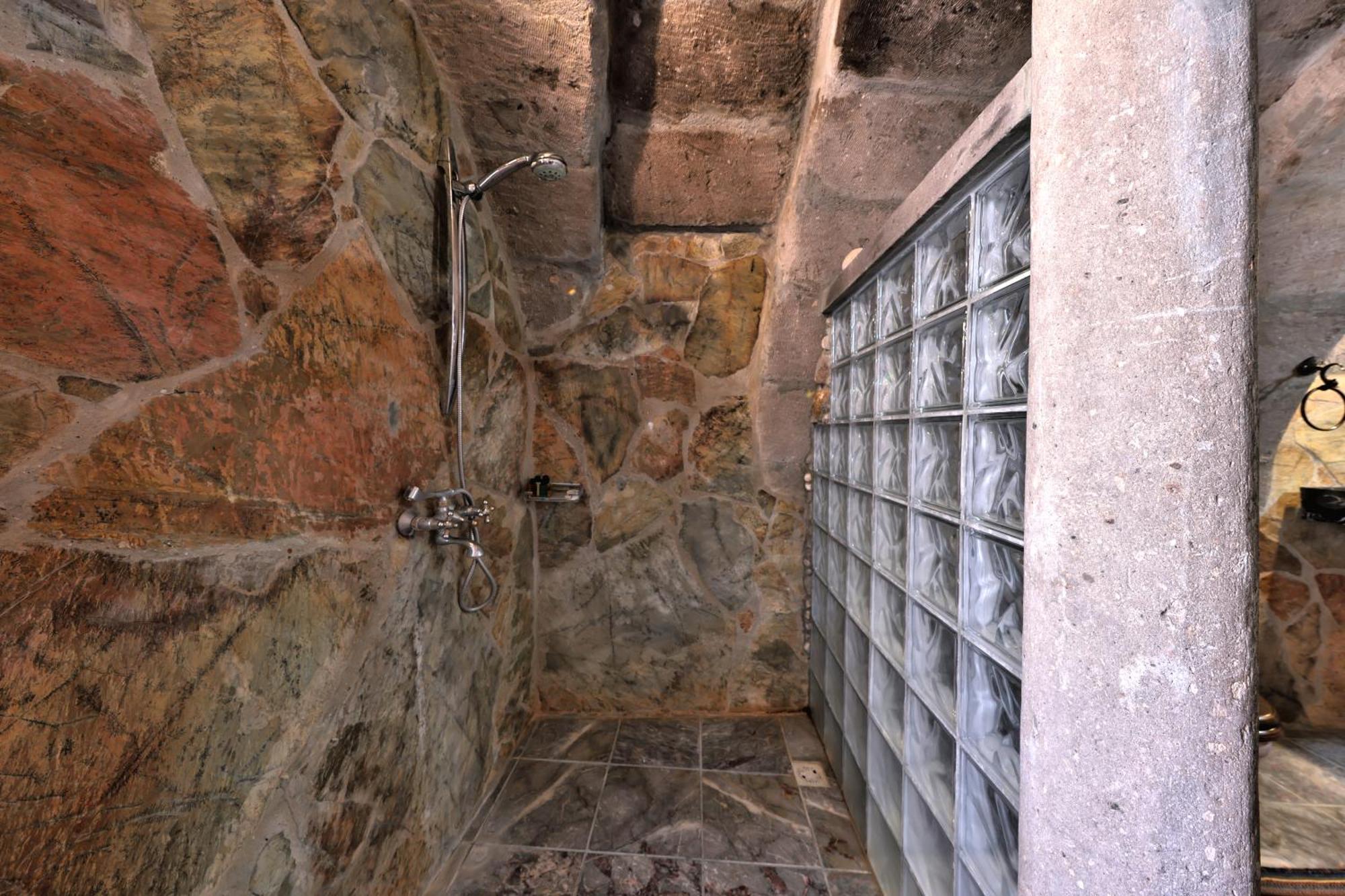 Potamia Cave Suites Ortahisar Exterior foto